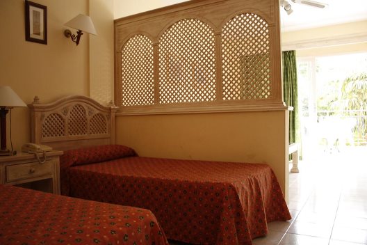 Apartamentos Los Olivos Beach Resort