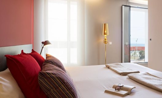 Apartamentos Lugaris Beach