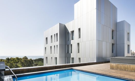 Apartamentos Lugaris Beach