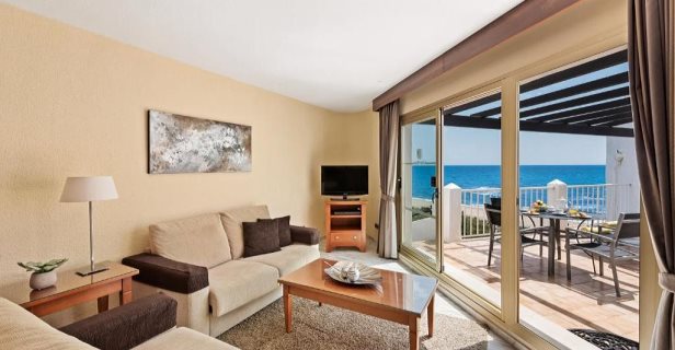 Apartamentos Macdonald Leila Playa Resort