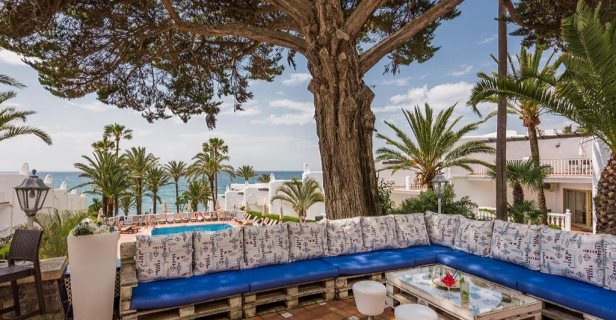 Apartamentos Macdonald Leila Playa Resort