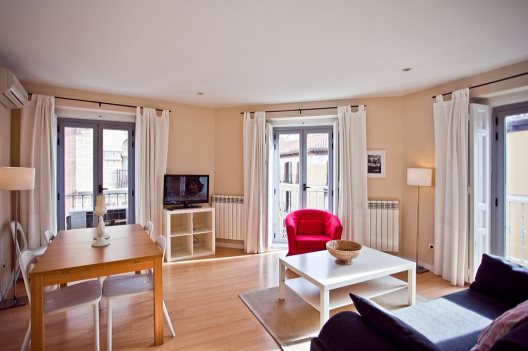 Apartamentos Madrid Central Suites