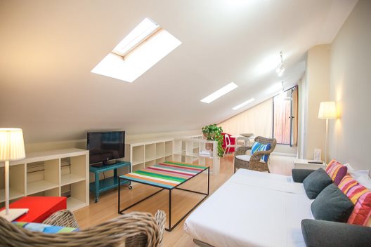 Apartamentos Madrid Central Suites