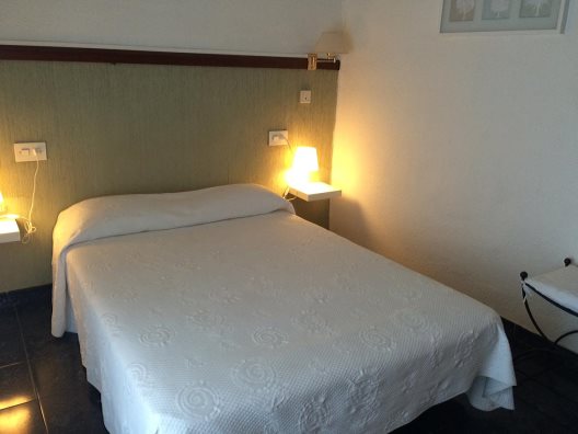 Apartamentos Malvarrosa Beach Rooms