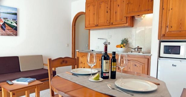 Apartamentos Mar Blanca