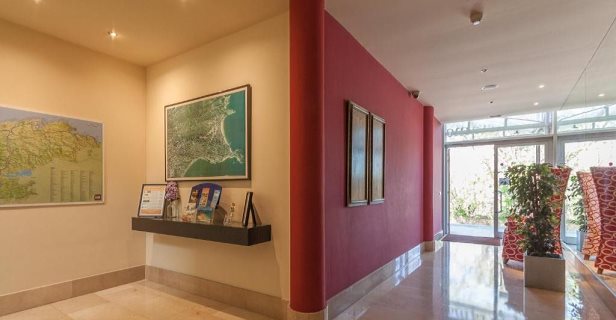 Apartamentos Mar Comillas