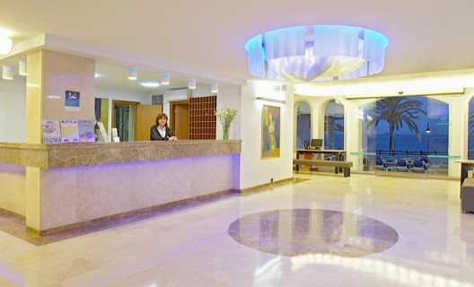Apartamentos Mar Y Playa