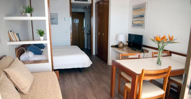 Apartamentos María Cristina Beach