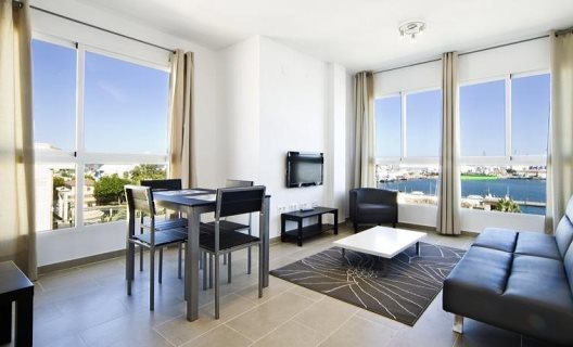 Apartamentos Marina Suites