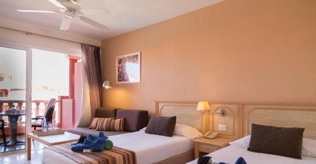 Apartamentos Marola Park