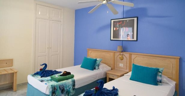 Apartamentos Marola Park