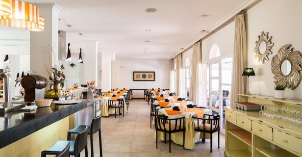 Apartamentos Marola Park