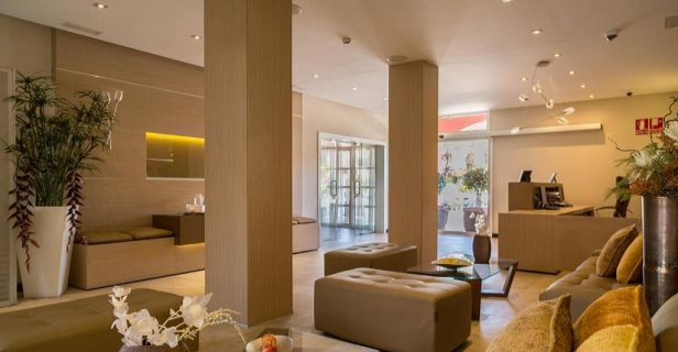 Apartamentos Marola Park