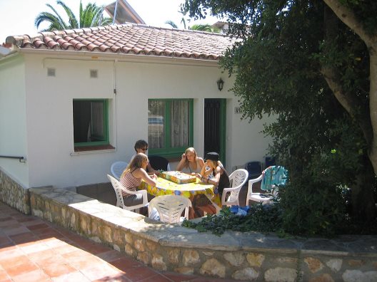 Apartamentos Masia Torrent