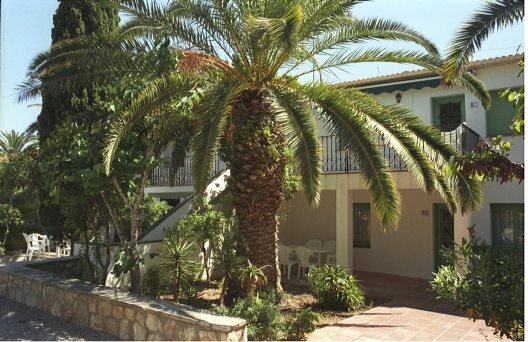 Apartamentos Masia Torrent
