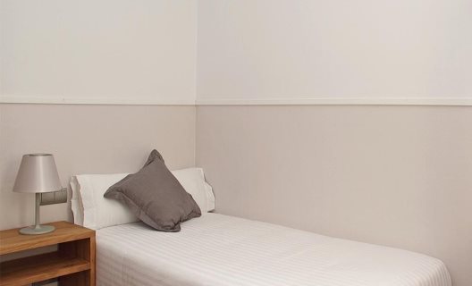 Apartamentos Mh Center
