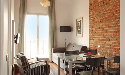 Apartamentos Mh Center