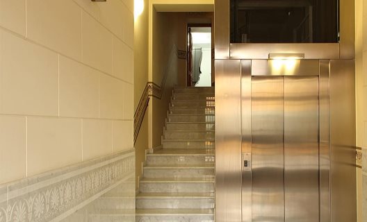 Apartamentos Mh Center