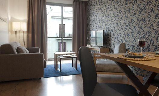 Apartamentos Mh Family
