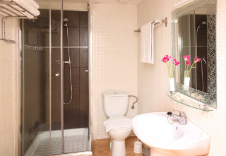 Apartamentos Mh Plaza