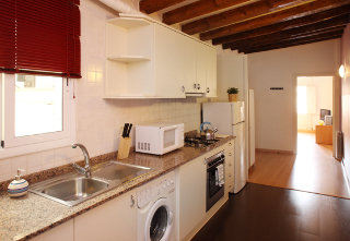 Apartamentos Mh Plaza