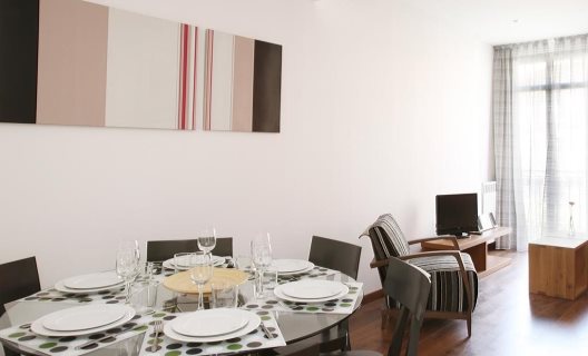 Apartamentos Mh Suites