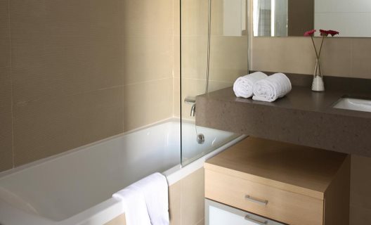 Apartamentos Mh Suites