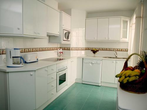 Apartamentos Miguel Angel