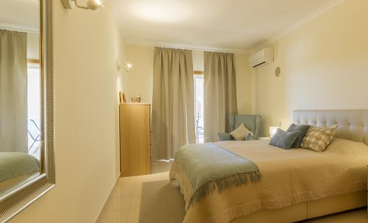 Apartamentos Millennium Plaza