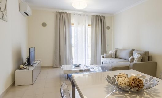 Apartamentos Millennium Plaza