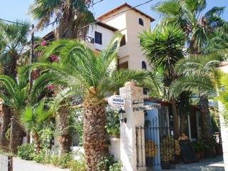 Apartamentos Minoa