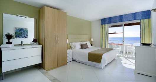 Apartamentos Miraflores Beach And Country Club
