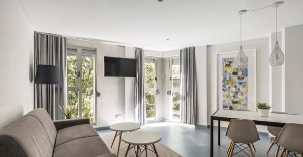 Apartamentos Mon Suites Carmen