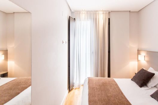 Apartamentos Mon Suites Catedral