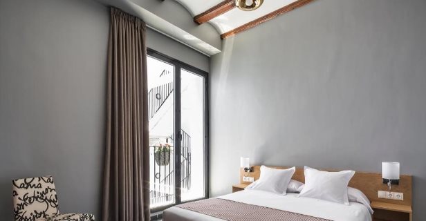 Apartamentos Mon Suites San Nicolas