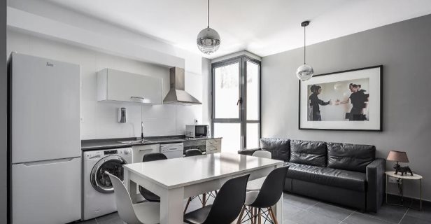 Apartamentos Mon Suites San Nicolas