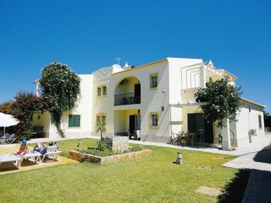 Apartamentos Monte Dos Avos