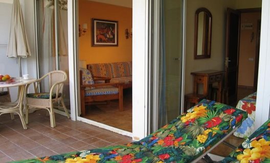 Apartamentos Montemayor