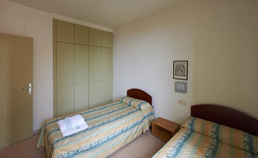Apartamentos Montserrat Abat Marcet