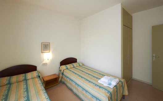 Apartamentos Montserrat Abat Marcet
