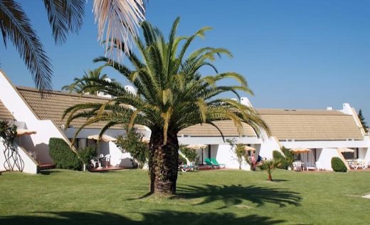 Apartamentos Moura Golf Village