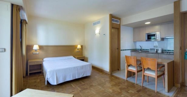 Apartamentos Ms Puerto Marina