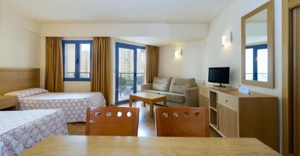 Apartamentos Ms Puerto Marina
