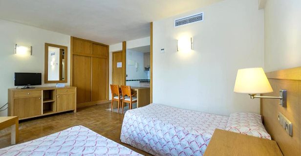 Apartamentos Ms Puerto Marina