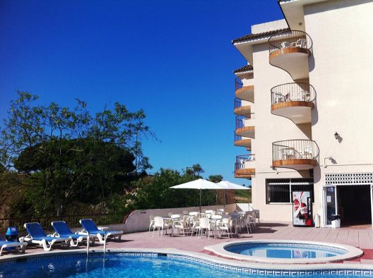 Apartamentos Muntanya Mar