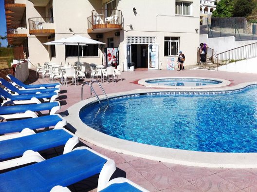 Apartamentos Muntanya Mar