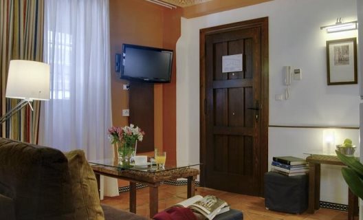Apartamentos Muralla Ziri