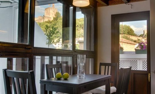 Apartamentos Muralla Ziri