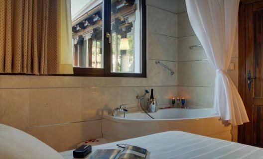 Apartamentos Muralla Ziri