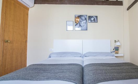Apartamentos Nahira Suites 3000